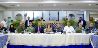 Dando continuidad a las acciones del Gobierno para el fortalecimiento del Plan de Seguridad Ciudadana, la vicepresidenta, Raquel Peña encabezó, la reunión de cada lunes en el Palacio de la Policía Nacional.