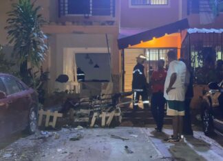 Tanque de gas produce una fuerte explosión en residencial de la Jacobo Majluta Se reportó la madrugada de este lunes, una fuerte explosión en el residencial Bienaventuranzas Norte, ubicado en la Jacobo Majluta, Santo Domingo Norte, el cual tuvo como resultado una persona herida y grandes pérdidas materiales.