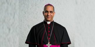 El papa Francisco nombró a monseñor Héctor Rodríguez Rodríguez como nuevo arzopispo de Santiago en sustitución de monseñor Freddy Bretón quien hace un año había presentado renuncia por cumplir la edad límite establecido en el Código Canónico.