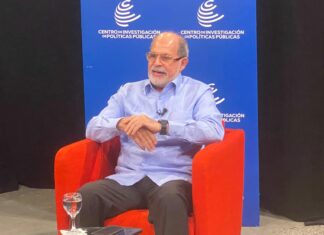 Embajador dominicano afirma construcción del canal es una obra particular Claude Joseph para generar una crisis con RD El embajador dominicano en Haití, Faruk Miguel, informó que la cancillería del vecino país le notificó que la construcción del canal que pretende desviar las aguas del rio Dajabon o Masacre es una obra particular del ex primer ministro interino, Claude Joseph, con la finalidad de crear una crisis entre ambas naciones.
