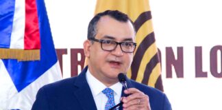 El presidente de la Junta Central Electoral (JCE), Román Jaquez Liranzo, expuso este miércoles la importancia de la celebración de los debates electorales en la promoción de la transparencia de procesos y la difusión de información sobre las propuestas de candidatos.