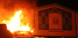 Incendio afecta mercado fronterizo de Dajabón