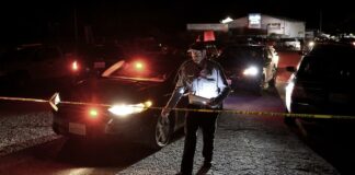 Al menos 22 personas han muerto y entre 50 y 60 han resultado heridas en tres tiroteos en la ciudad de Lewiston, en el estado de Maine (Estados Unidos), que han sido perpetrados por un mismo tirador.