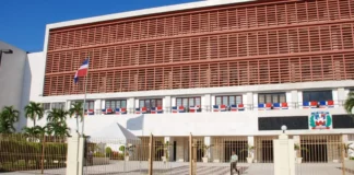 La Cámara de Diputados aprobó este martes en primera lectura un proyecto de ley que declara el 21 de junio como el Día Nacional del Rock Dominicano, en honor al natalicio de Luis (El Terror) Días.