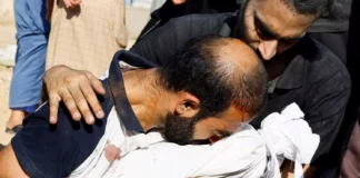 El director de la Oficina del Alto Comisionado de la ONU para los Derechos Humanos, Craig Mokhiber, ha renunciado a su cargo, acusando a la organización internacional de incumplir su deber de impedir la «masacre a gran escala contra el pueblo palestino» por parte de Israel.