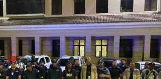 La Procuraduría Especializada Antilavado de Activos y Financiamiento del Terrorismo y la Fiscalía de Santo Domingo Oeste realizaron varios allanamientos en Puerto Plata contra una supuesta red de contrabando y lavado de activos.