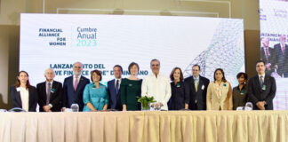 Con la presencia del presidente Luis Abinader, República Dominicana firmó ayer el Código de Financiación para Mujeres Emprendedoras (We Financial Code), que tiene como objetivo que el gobierno, instituciones financieras y organismos reguladores amplíen el acceso al crédito para las micro, pequeñas y medianas empresas, que son dirigidas por mujeres.