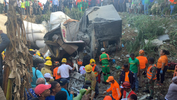 El hombre identificado como Camilo Confesor Terrero Cuevas, de 36 años, es el conductor involucrado en el accidente ocurrido en la mañana de hoy, en Quita Sueños de Haina.