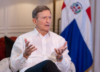Gobierno de RD dice no ha violado la integridad territorial de Haití El Gobierno de la República Dominicana llamó este jueves a las autoridades haitianas asumir el control de su territorio para evitar que se extiendan los incidentes perpetrados recientemente por algunos de sus ciudadanos, mediante los cuales han provocado a los soldados dominicanos.