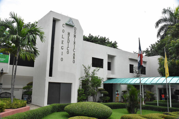 El Colegio Médico Dominicano inició el proceso de votaciones tras celebrar elecciones generales y nacionales este miércoles para escoger sus nuevas autoridades para el periodo 2023-2025.