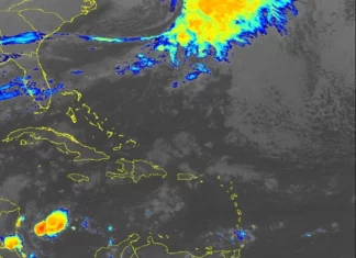 Un área de baja presión puede llegar a ciclón tropical en los próximos días La Oficina Nacional de Meteorología informó que un área de baja presión ubicada en el Atlántico Subtropical, tiene un 20 % para convertirse en un ciclón tropical o subtropical en las próximas 48 horas y un 50% en los próximos 7 días.