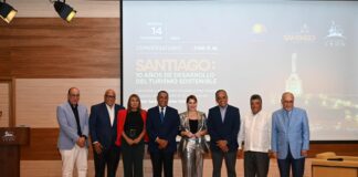 La ciudad de Santiago se hizo presente la noche del pasado martes 14 de noviembre para la celebración del 10 Aniversario del Clúster Santiago Destinó Turístico, realizada en el Centro Cultural Eduardo León Jimenes.