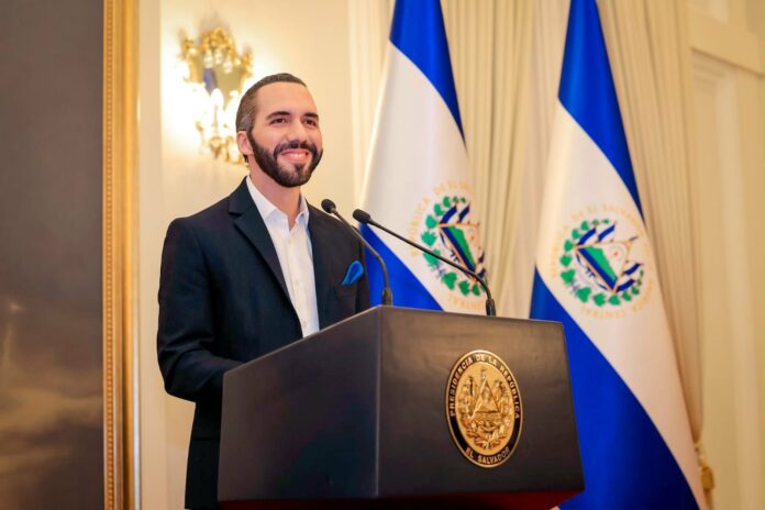 El presidente de El Salvador, Nayib Bukele, debe abandonar la jefatura del Estado a más tardar el 30 de noviembre para participar en las elecciones del 4 de febrero, indican fuentes legislativas.