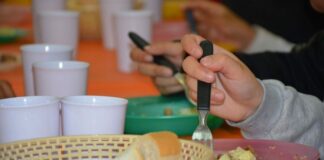 Elevados precios de los alimentos, la falta de empleo formal supone para muchas familias vulnerables un alto riesgo de inseguridad alimentaria. En pleno siglo XXI, la desnutrición infantil sigue siendo una de las principales amenazas para la supervivencia, la salud y el crecimiento de millones de niños. Consciente de esta problemática, el Fondo de las Naciones Unidas para la Infancia (UNICEF) lanzó su campaña para la solidaridad: “Cada Vida Cuenta”, con el objetivo de lograr 3,000 tratamientos adicionales para contrarrestar esta situación.
