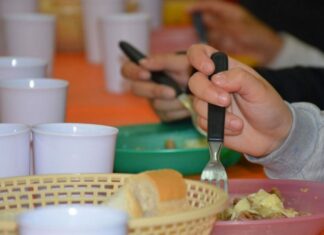 Elevados precios de los alimentos, la falta de empleo formal supone para muchas familias vulnerables un alto riesgo de inseguridad alimentaria. En pleno siglo XXI, la desnutrición infantil sigue siendo una de las principales amenazas para la supervivencia, la salud y el crecimiento de millones de niños. Consciente de esta problemática, el Fondo de las Naciones Unidas para la Infancia (UNICEF) lanzó su campaña para la solidaridad: “Cada Vida Cuenta”, con el objetivo de lograr 3,000 tratamientos adicionales para contrarrestar esta situación.