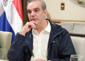 El presidente de la República, Luis Abinader, visitará este lunes diversas zonas afectadas por las fuertes lluvias ocurridas en el territorio nacional y provocadas por un disturbio tropical.