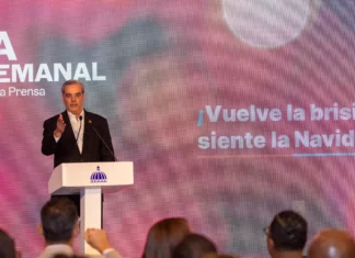 El registro biométrico es innegociable, dice Abinader El mandatario de la nación, Luis Abinader, recordó que es “innegociable” el registro biométrico en la parte fronteriza para que los comerciantes haitianos que forman parte de los mercados binacionales, pasen a territorio dominicano, debido a que la medida integra a la estrategia de seguridad nacional.