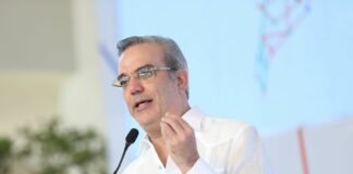 El presidente Luis Abinader, asistió a la inauguración de la planta extractora de aceite de palma africana de la empresa de Palma, la misma instalada en el municipio de Bayaguana, Monte Plata.