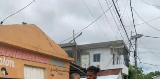 Las intensas lluvias que afectan a gran parte del territorio dominicano desde hace más de 24 horas han causado hasta el momento 12 fallecidos, inundaciones, comunidades incomunicadas y daños a estructuras.