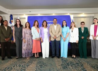 Defensor del Pueblo aboga por la igualdad de la mujer en la participación política El panel “Violencia y Acoso en la Participación Política de la Mujer en América Latina”, mostró una mirada reflexiva sobre los grandes retos para lograr los cambios significativos que requieren las sociedades.