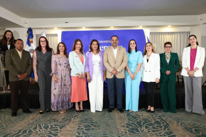 El panel “Violencia y Acoso en la Participación Política de la Mujer en América Latina”, mostró una mirada reflexiva sobre los grandes retos para lograr los cambios significativos que requieren las sociedades.