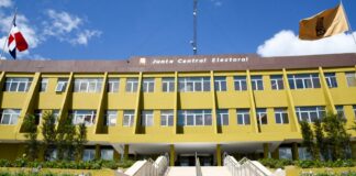 Dicha ampliación es concedida por la JCE con la finalidad de permitir que cada uno de los Partidos, Agrupaciones y Movimientos Políticos que han sido debidamente acreditados ante la institución, tengan la oportunidad de completar de manera adecuada el proceso para registrar a sus candidatos municipales.