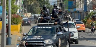 Un gran contingente policial y militar ha sido desplegado por varios municipios de la región del Cibao para prevenir desórdenes durante el paro de 24 horas convocado por la denominada «Coalición del Cibao» en demanda de obras y mejora de los servicios públicos.