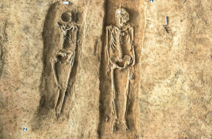 Sepultura medieval revela diferencias religiosas de una pareja