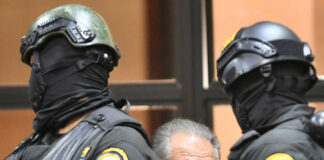 El Segundo Juzgado de la Instrucción del Distrito Nacional varió este martes la medida de coerción del exministro Administrativo de la Presidencia, José Ramón Peralta, de prisión preventiva a presentación periódica cada 15 días y el pago de 4.5 millones de pesos.