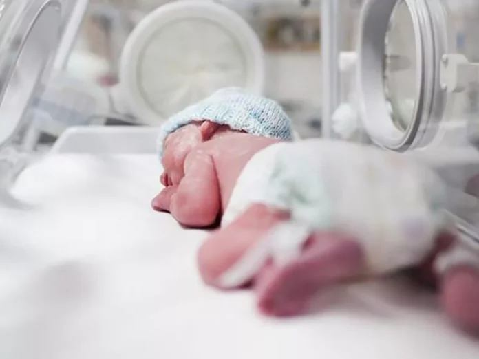 Las complicaciones de la prematuridad constituyen la principal causa de muerte en el periodo neonatal. En la región de Latinoamérica, alrededor de 1,2 millones de nacimientos ocurren en forma prematura.