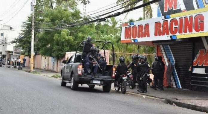 De acuerdo a los grupos populares, la huelga regional del Cibao ha iniciado de manera pacífica en San Francisco de Macorís y el comercio ha acatado el llamado a paro por 24 horas.