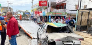 El Centro de Operaciones de Emergencias (COE) de República Dominicana confirmó hoy el deceso de 21 personas, de estos siete extranjeros, a causa del disturbio tropical que afectó con intensas lluvias a casi todo el territorio nacional.
