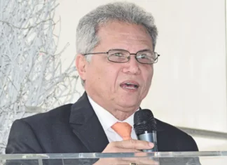 Según los datos ofrecidos durante el segundo boletín, al computarse el 52 por ciento de los votos totales, Waldo Ariel Suero encabeza las elecciones al obtener hasta el momento un 73%.