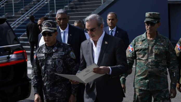 Alrededor de 30,000 armas blancas fueron incautadas en varios operativos encabezados por agentes de la Policía Nacional en todo el territorio dominicano.