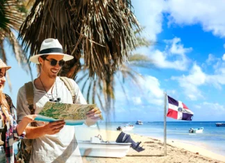 República Dominicana celebra la llegada de 10 millones de turistas El ministro de Turismo, David Collado, anunció que este martes se celebrará la llegada por primera vez de 10 millones de visitantes a República Dominicana.