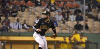 Los relevistas de las Águilas Cibaeñas lanzaron 8 entradas en blanco para imponerse 4-2 a los Gigantes en un duelo entre los equipos norteños celebrado anoche en el estadio Cibao, continuando con el torneo de béisbol profesional 2023/2024.