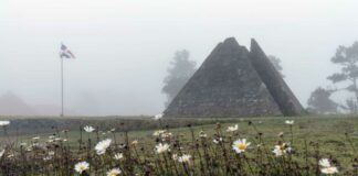 El amanecer de este martes trajo agradables temperaturas al municipio Constanza, manteniendo el patrón climatológico de la temporada invernal y marcando el primer descenso bajo cero en el Parque Nacional Valle Nuevo.
