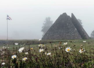 El amanecer de este martes trajo agradables temperaturas al municipio Constanza, manteniendo el patrón climatológico de la temporada invernal y marcando el primer descenso bajo cero en el Parque Nacional Valle Nuevo.