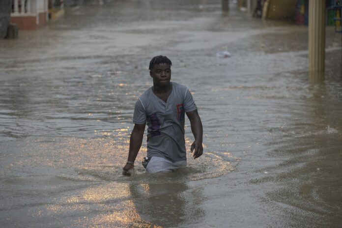 El presidente del Concejo Municipal de la ciudad de Paterson, Alex Méndez, hará un telemaratón el próximo domingo 10 con el propósito de brindar ayuda a los afectados por las torrenciales lluvias e inundaciones que recientemente azotaron la República Dominicana.