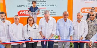 El presidente Luis Abinader junto al ministro Obras Públicas Deligne Ascención dejó inaugurada y este sábado la avenida Freddy Beras Goico , antigua Hípica, en el municipio Santo Domingo Este, la cual fue ampliada y reacondicionada por el Gobierno con inversión de RD$700 millones de pesos.