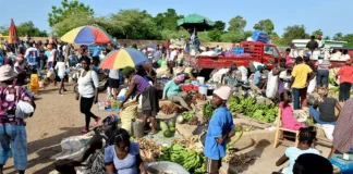 Sin la presencia de compradores y vendedores haitianos, por el cierre de la frontera, el Mercado Fronterizo de Dajabón estará abierto para el intercambio comercial a partir de este lunes 11 de diciembre.