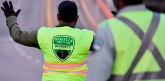 La Dirección General de Seguridad de Tránsito y Transporte Terrestre (DIGESETT) informó el cierre temporal en la avenida doctor Fernando Alberto Defilló, próximo a la John F. Kennedy, en lado Sur, por charcos de agua .