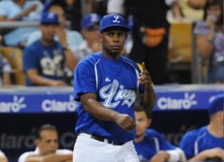 Por segunda vez en tres días, los Tigres del Licey blanquearon 8-0 a los Leones del Escogido y volvieron a ocupar la tercera posición de la tabla de posiciones.