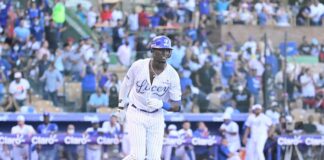 El infielder Ronny Mauricio viajará a los Estados Unidos para cumplir con un protocolo médico establecido por su organización de los Mets de Nueva York, luego de lastimarse durante el partido del domingo mientras corría las bases en partido frente a las Águilas Cibaeñas.