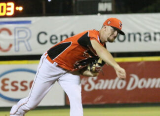 Buscando solidificar su staff de lanzadores y volver a un puesto clasificatorio, los Toros del Este anunciaron el regreso del lanzador Tyler Eppler, quien vestirá la chaqueta naranja por tercera vez en su carrera.