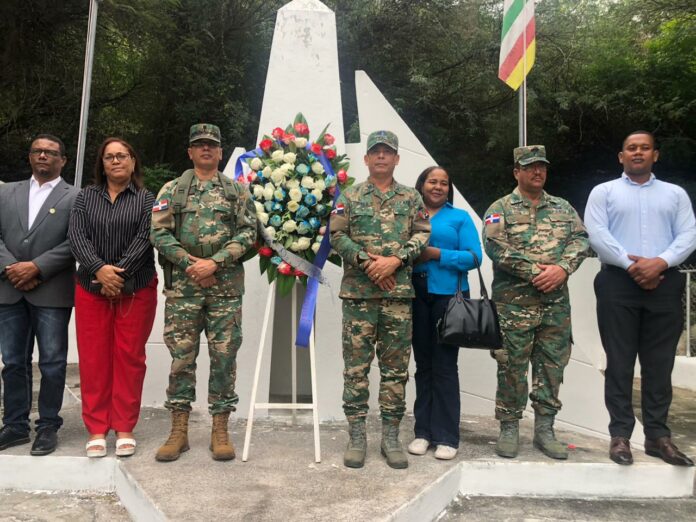 El Ministerio de Defensa (MIDE) y la Comisión Permanente de Efemérides Patrias (CPEP), rindieron homenaje a los héroes del combate» La Baitoa», ocurrida en 1855, en un escenario de hechos memorables con evidentes vinculaciones patrióticas y revestidos de una significativa importancia histórico-nacional, que fortaleció la gesta restauradora hace 168 años.
