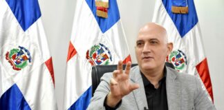 El ministro de Economía, Planificación y Desarrollo, Pável Isa Contreras, afirmó que la economía dominicana experimenta un cambio positivo y las proyecciones de expansión al cierre de este año son de un 2.5 por ciento.
