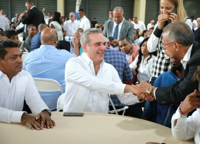 El presidente Luis Abinader dijo que el próximo año será de realizaciones, éxitos y avances para la República Dominicana.