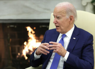 Becarios exigen a Biden a poner fin al «genocidio» en Gaza