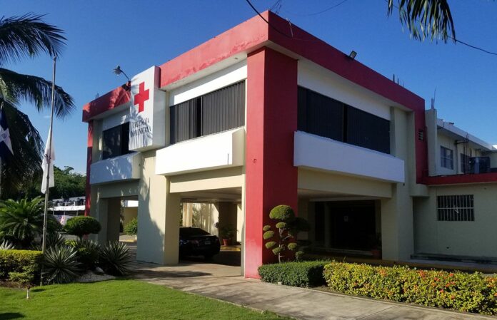 Con la participación de 12 mil 863 voluntarios, 156 filiales en toda la geografía nacional, 703 puestos de asistencia, 57 vehículos de apoyo y un centro de coordinación móvil, la Cruz Roja Dominicana iniciará el sábado 23 de diciembre el operativo preventivo, “Cruz Roja Acompaña Tus Pasos”.
